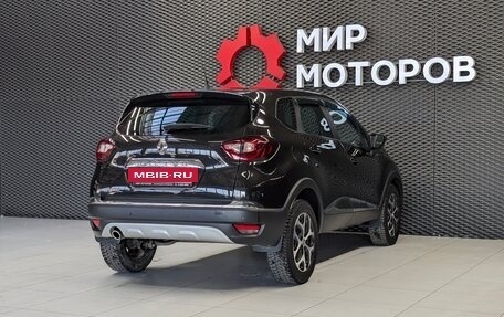 Renault Kaptur I рестайлинг, 2018 год, 1 490 000 рублей, 4 фотография