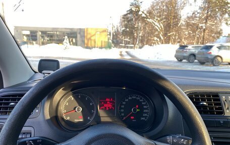 Volkswagen Polo VI (EU Market), 2012 год, 675 000 рублей, 11 фотография