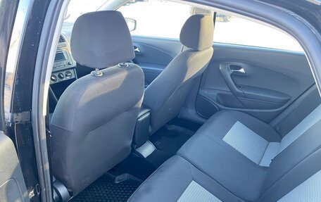 Volkswagen Polo VI (EU Market), 2012 год, 675 000 рублей, 14 фотография