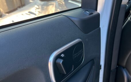 Land Rover Range Rover III, 2012 год, 1 497 000 рублей, 12 фотография