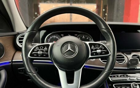 Mercedes-Benz E-Класс, 2019 год, 3 339 000 рублей, 9 фотография