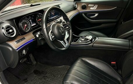 Mercedes-Benz E-Класс, 2019 год, 3 339 000 рублей, 8 фотография