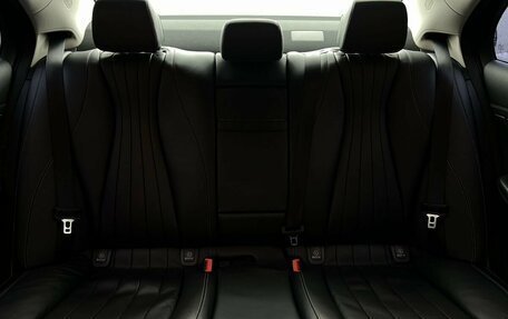 Mercedes-Benz E-Класс, 2019 год, 3 339 000 рублей, 28 фотография