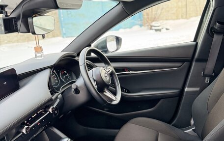 Mazda 3, 2020 год, 1 750 000 рублей, 12 фотография