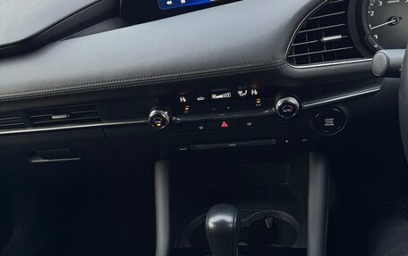 Mazda 3, 2020 год, 1 750 000 рублей, 14 фотография