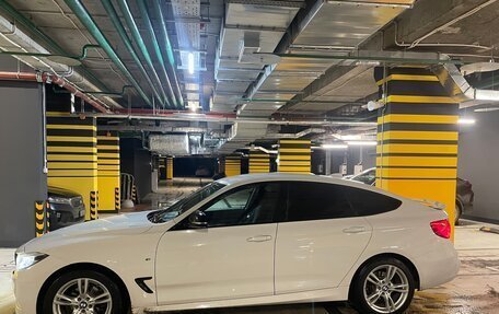 BMW 3 серия, 2017 год, 3 000 000 рублей, 4 фотография