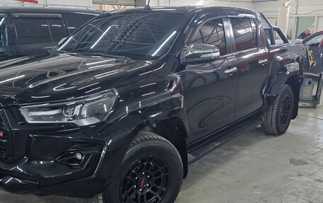 Toyota Hilux VIII, 2016 год, 3 500 000 рублей, 2 фотография