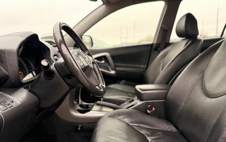 Toyota RAV4, 2006 год, 1 379 000 рублей, 24 фотография