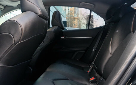 Toyota Camry, 2023 год, 3 650 000 рублей, 6 фотография