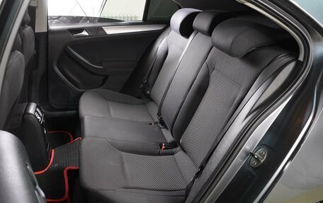 Volkswagen Jetta VI, 2011 год, 899 000 рублей, 9 фотография