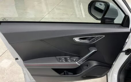 Audi Q2 I, 2022 год, 2 080 000 рублей, 15 фотография