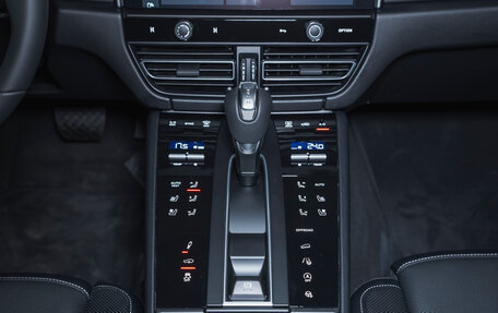 Porsche Macan I рестайлинг, 2025 год, 11 590 000 рублей, 32 фотография