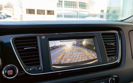 KIA Carnival III, 2021 год, 2 595 000 рублей, 15 фотография