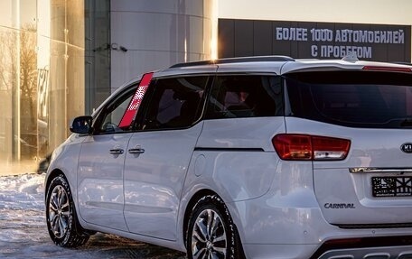 KIA Carnival III, 2021 год, 2 595 000 рублей, 9 фотография