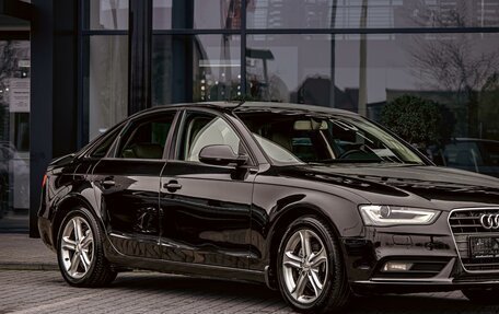 Audi A4, 2015 год, 1 345 000 рублей, 7 фотография