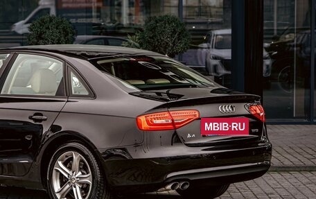 Audi A4, 2015 год, 1 345 000 рублей, 10 фотография