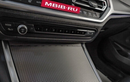 BMW 3 серия, 2019 год, 4 269 000 рублей, 16 фотография