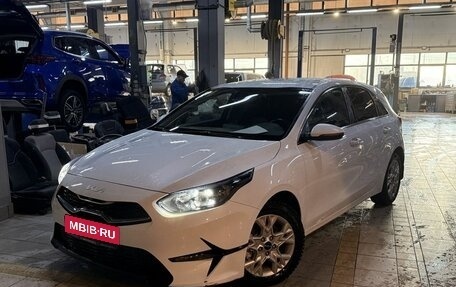 KIA cee'd III, 2021 год, 2 049 000 рублей, 1 фотография