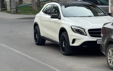 Mercedes-Benz GLA, 2015 год, 2 000 000 рублей, 5 фотография