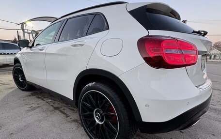 Mercedes-Benz GLA, 2015 год, 2 000 000 рублей, 10 фотография