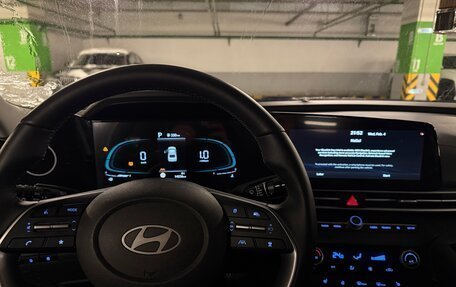 Hyundai Elantra, 2024 год, 2 300 000 рублей, 2 фотография