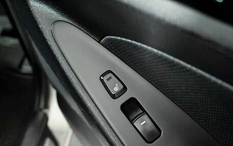 Hyundai Sonata VI, 2010 год, 1 300 000 рублей, 16 фотография