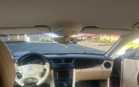Mercedes-Benz CLS, 2007 год, 1 600 000 рублей, 14 фотография