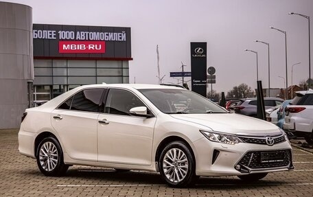 Toyota Camry, 2018 год, 2 255 000 рублей, 3 фотография