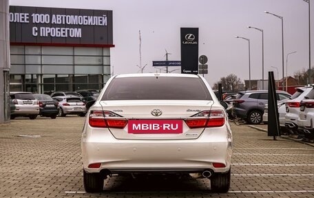 Toyota Camry, 2018 год, 2 255 000 рублей, 5 фотография