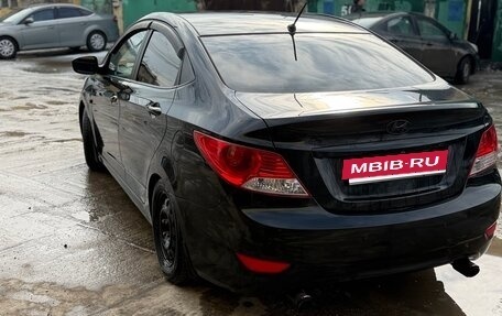 Hyundai Solaris II рестайлинг, 2012 год, 670 000 рублей, 3 фотография