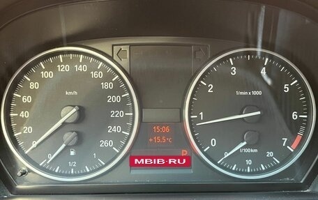 BMW 3 серия, 2011 год, 1 182 000 рублей, 15 фотография