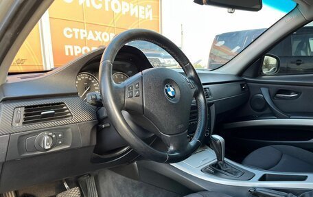 BMW 3 серия, 2011 год, 1 182 000 рублей, 19 фотография