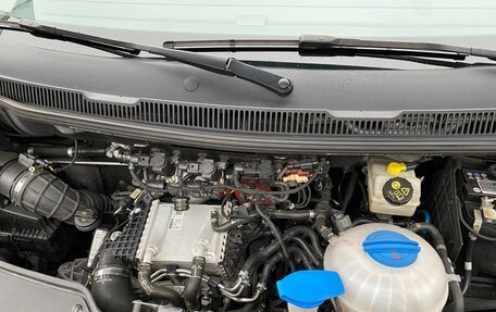 Volkswagen Multivan T6 рестайлинг, 2020 год, 7 100 000 рублей, 7 фотография