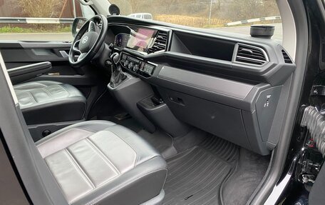 Volkswagen Multivan T6 рестайлинг, 2020 год, 7 100 000 рублей, 10 фотография