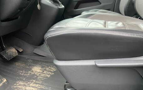 Volkswagen Multivan T6 рестайлинг, 2020 год, 7 100 000 рублей, 12 фотография