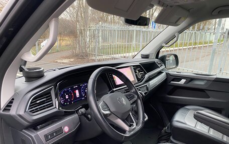 Volkswagen Multivan T6 рестайлинг, 2020 год, 7 100 000 рублей, 13 фотография