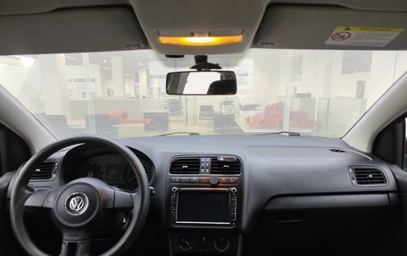 Volkswagen Polo VI (EU Market), 2011 год, 750 000 рублей, 17 фотография