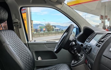 Volkswagen Transporter T5 рестайлинг, 2004 год, 1 280 000 рублей, 6 фотография