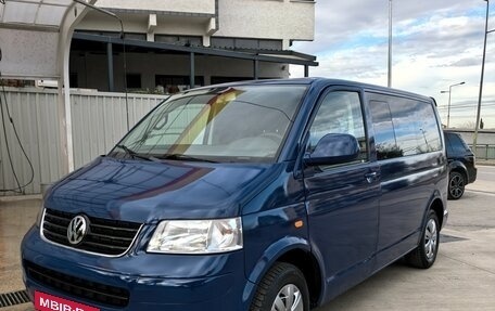 Volkswagen Transporter T5 рестайлинг, 2004 год, 1 280 000 рублей, 13 фотография