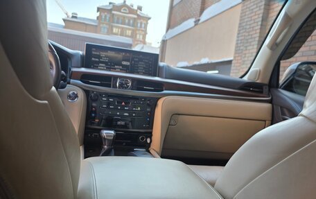 Lexus LX III, 2016 год, 5 900 000 рублей, 4 фотография