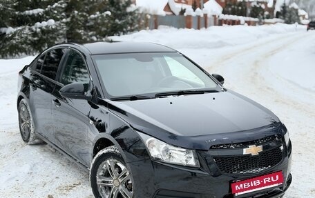 Chevrolet Cruze II, 2011 год, 659 000 рублей, 2 фотография