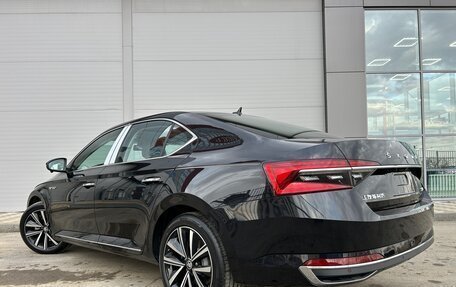 Skoda Superb III рестайлинг, 2025 год, 3 160 000 рублей, 2 фотография