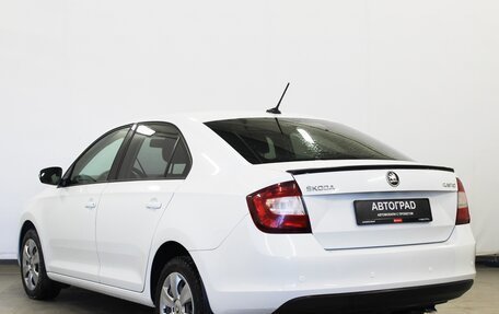 Skoda Rapid I, 2018 год, 1 420 000 рублей, 6 фотография