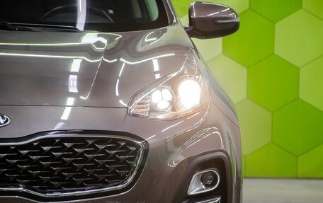 KIA Sportage IV рестайлинг, 2020 год, 2 650 000 рублей, 10 фотография