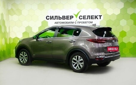 KIA Sportage IV рестайлинг, 2020 год, 2 650 000 рублей, 6 фотография