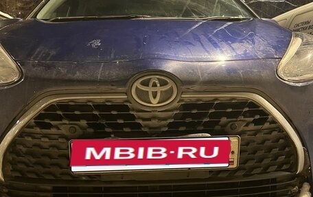 Toyota Sienta II, 2021 год, 1 900 000 рублей, 3 фотография