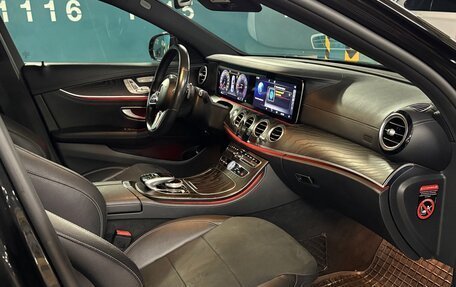 Mercedes-Benz E-Класс, 2019 год, 5 250 000 рублей, 7 фотография