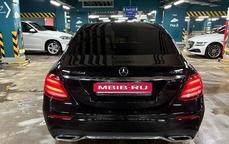 Mercedes-Benz E-Класс, 2019 год, 5 250 000 рублей, 13 фотография