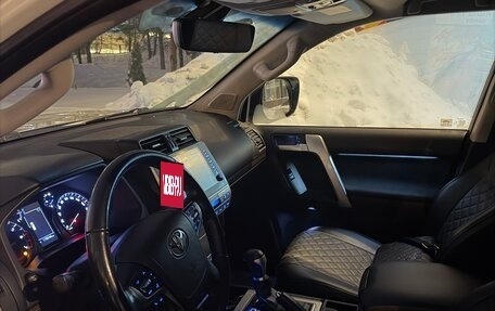 Toyota Land Cruiser Prado 150 рестайлинг 2, 2021 год, 6 500 000 рублей, 6 фотография