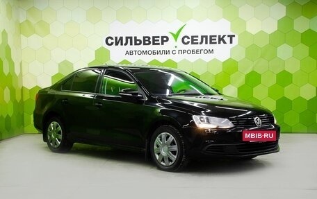 Volkswagen Jetta VI, 2012 год, 1 000 000 рублей, 5 фотография
